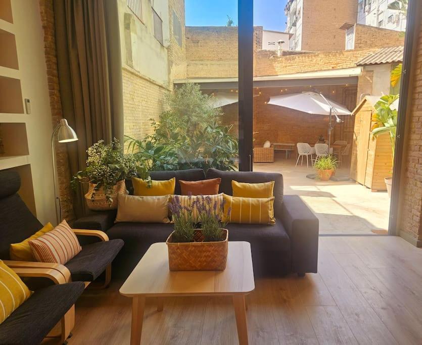 Tradicional Casa Con Patio Ruzafa Apartment Valencia Bagian luar foto