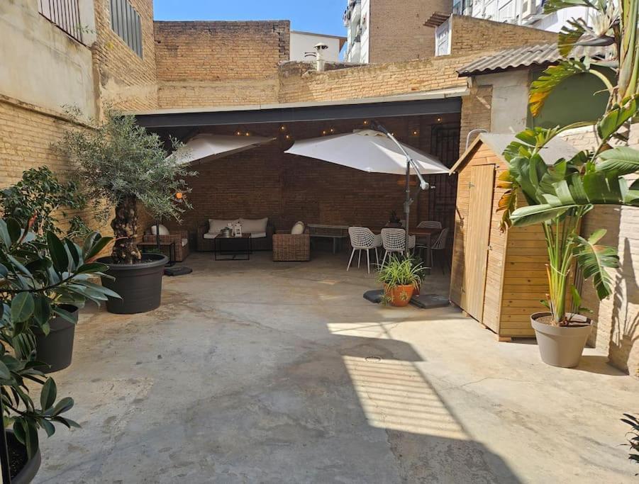 Tradicional Casa Con Patio Ruzafa Apartment Valencia Bagian luar foto